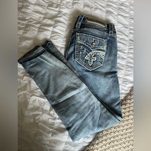 Rock revivals size 27 mid rise - ankle skinny